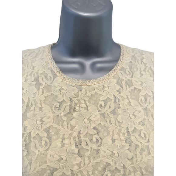 3-Stretch Semi Sheer Sparkle Floral Design Tops by 'Shoulders to Go' Small/Med - Picture 14 of 16